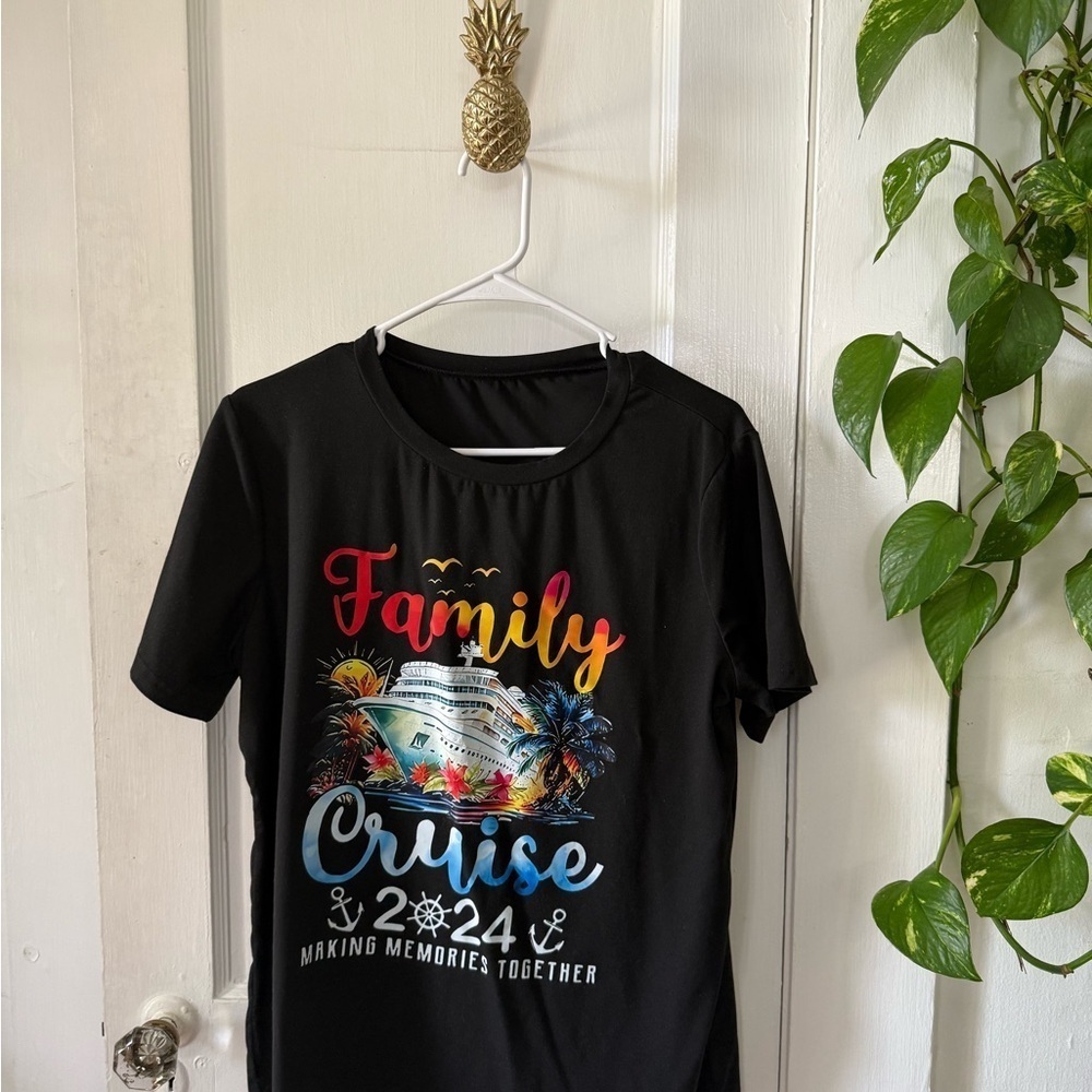 Black Family Cruise 2024 T-Shirt